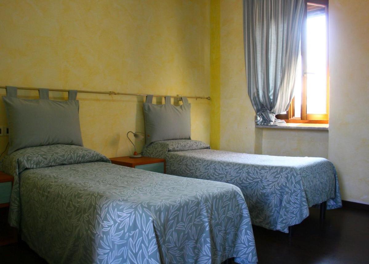 Albergo Vecchio Pavone Боргаро-Торинезе Экстерьер фото